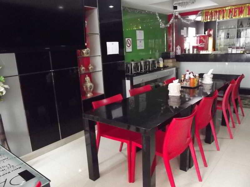 Richly Villa Bangkok Ngoại thất bức ảnh