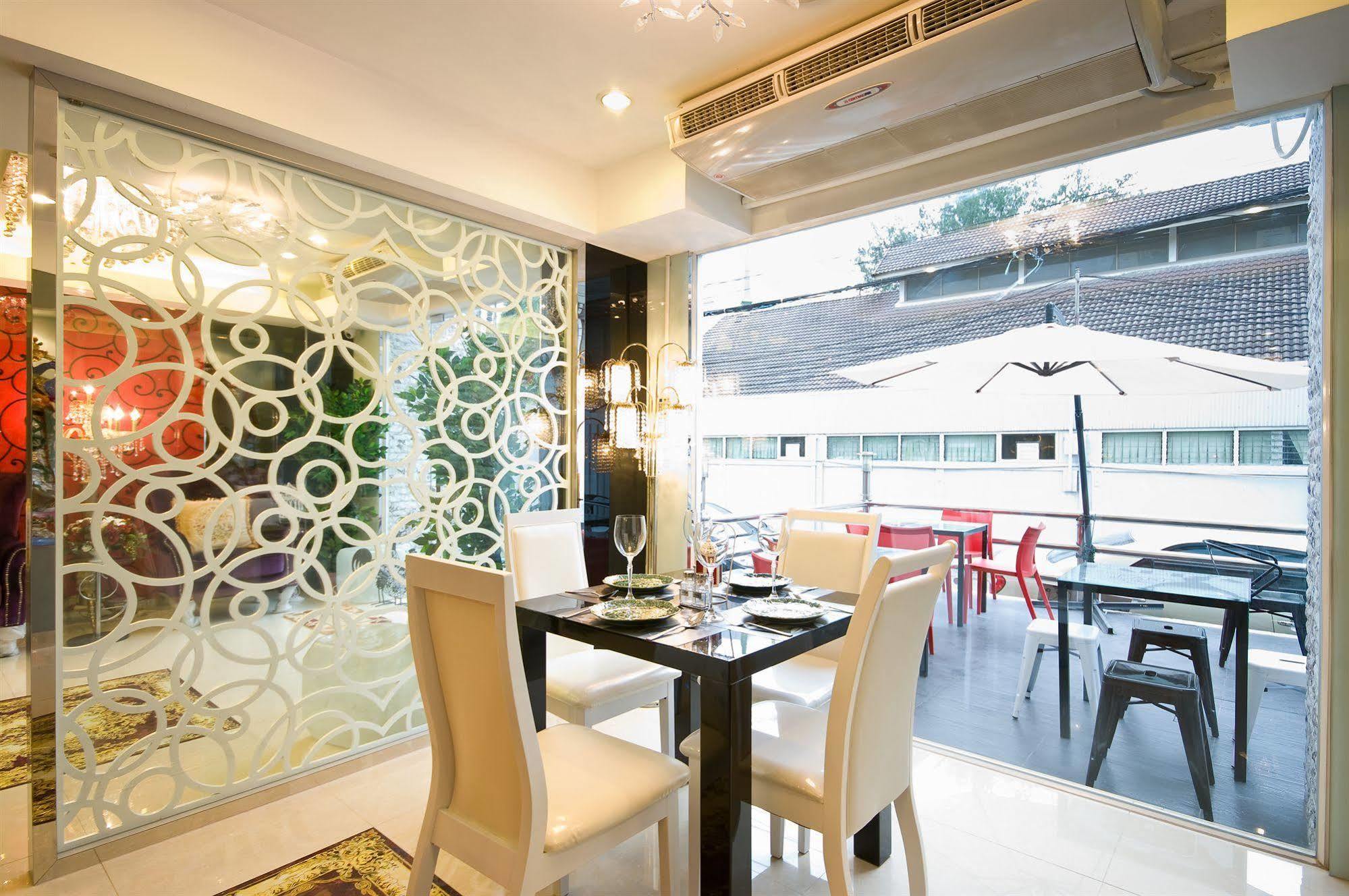 Richly Villa Bangkok Ngoại thất bức ảnh