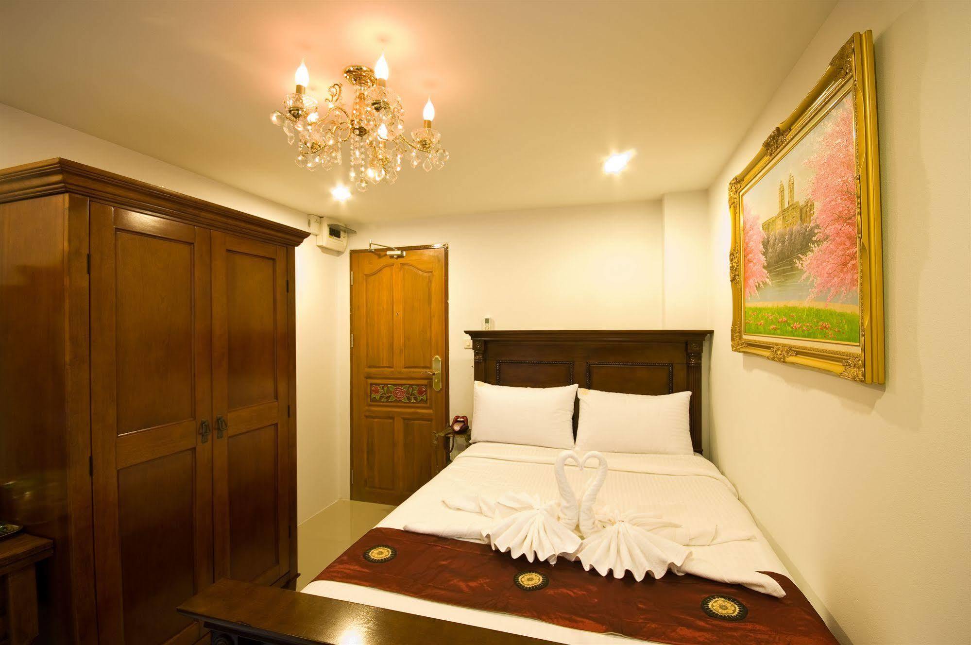 Richly Villa Bangkok Ngoại thất bức ảnh