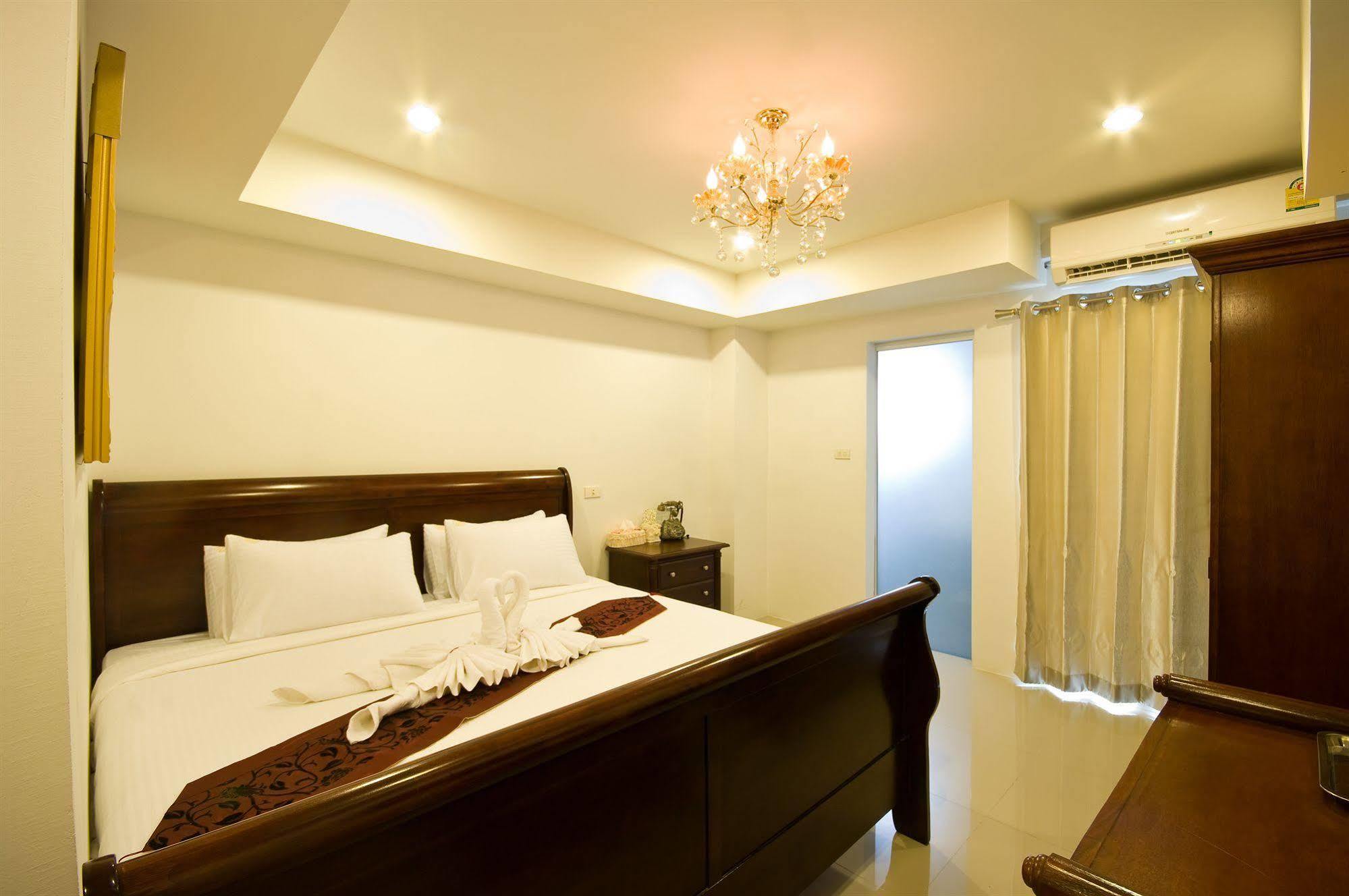 Richly Villa Bangkok Ngoại thất bức ảnh